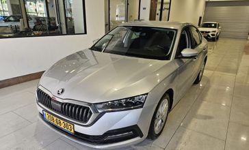 סקודה אוקטביה