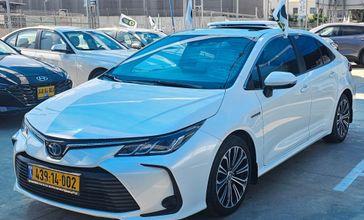 טויוטה קורולה