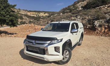 מיצובישי L-200