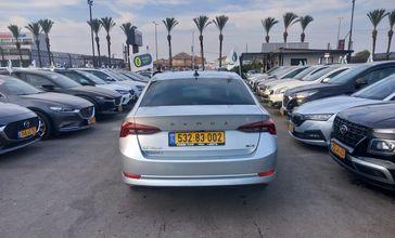 סקודה אוקטביה