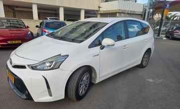 טויוטה פריוס