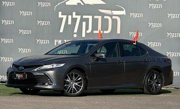 טויוטה קאמרי