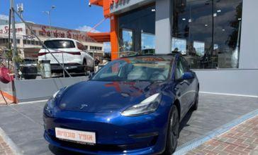 טסלה MODEL 3