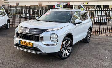 מיצובישי אאוטלנדר