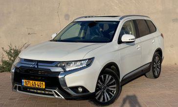 מיצובישי אאוטלנדר