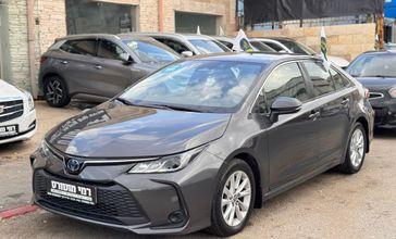 טויוטה קורולה