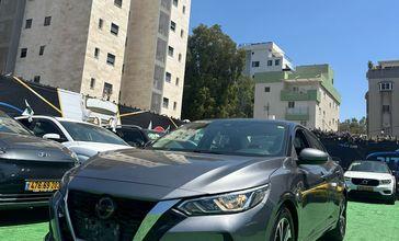 ניסאן סנטרה