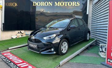 טויוטה יאריס