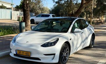 טסלה MODEL 3