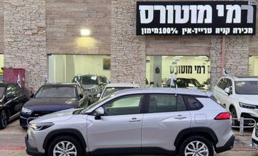 טויוטה קורולה קרוס