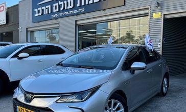 טויוטה קורולה