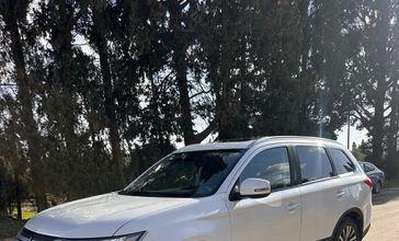 מיצובישי אאוטלנדר