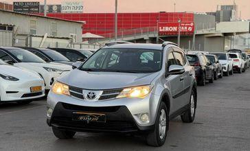 טויוטה RAV4