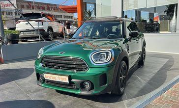 מיני קאנטרימן