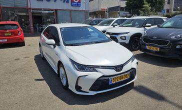 טויוטה קורולה