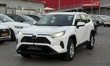 טויוטה RAV4