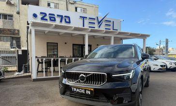 וולבו XC40