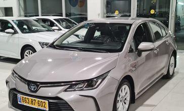 טויוטה קורולה