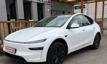 טסלה MODEL Y