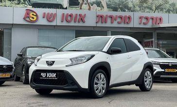 טויוטה אייגו