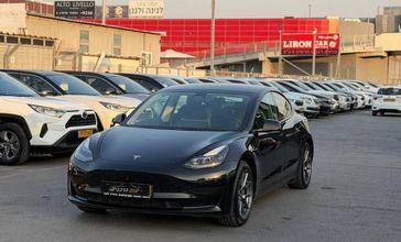 טסלה MODEL 3
