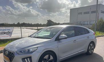 יונדאי איוניק