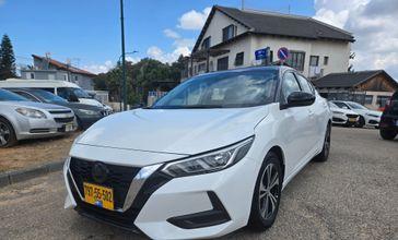 ניסאן סנטרה