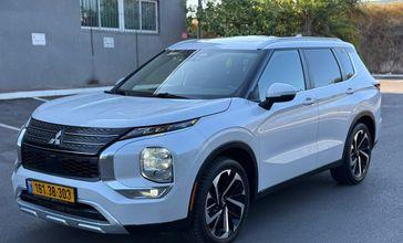 מיצובישי אאוטלנדר