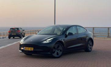 טסלה MODEL 3