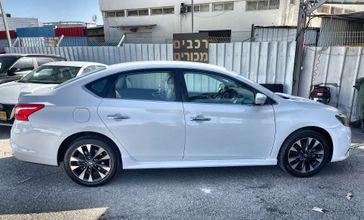 ניסאן סנטרה