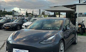 טסלה MODEL 3