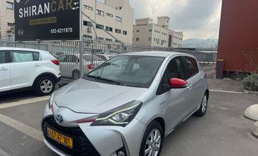 טויוטה יאריס