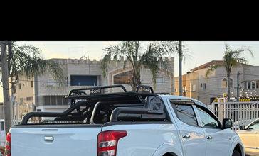 מיצובישי L-200