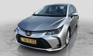 טויוטה קורולה