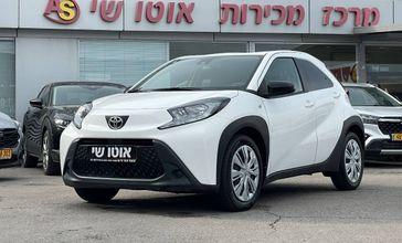 טויוטה אייגו