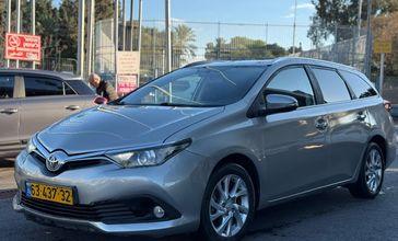 טויוטה אוריס