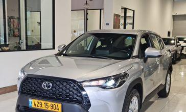 טויוטה קורולה קרוס