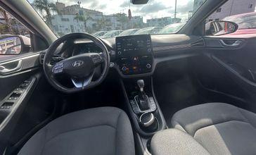 יונדאי איוניק