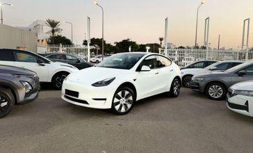 טסלה MODEL Y