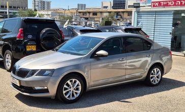 סקודה אוקטביה