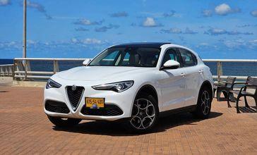 אלפא רומיאו סטלביו