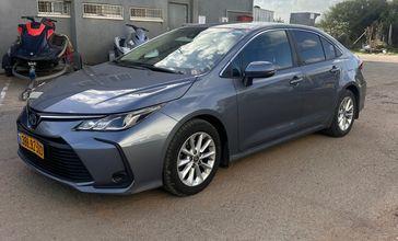 טויוטה קורולה