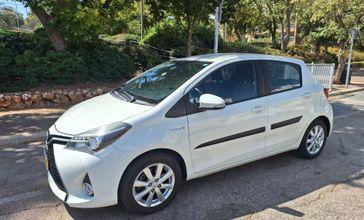 טויוטה יאריס