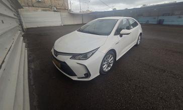 טויוטה קורולה