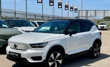 וולבו XC40