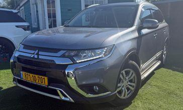 מיצובישי אאוטלנדר