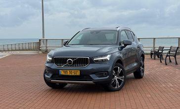 וולבו XC40