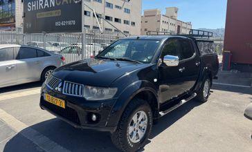 מיצובישי L-200