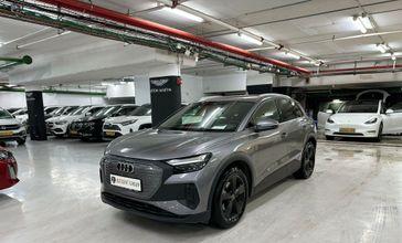 אאודי Q4 35 ETRON
