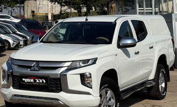 מיצובישי L-200